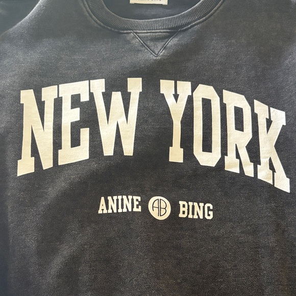 Anine Bing “Ramona” ‘New York' Crewneck Sweatshirt - Picture 2 of 8